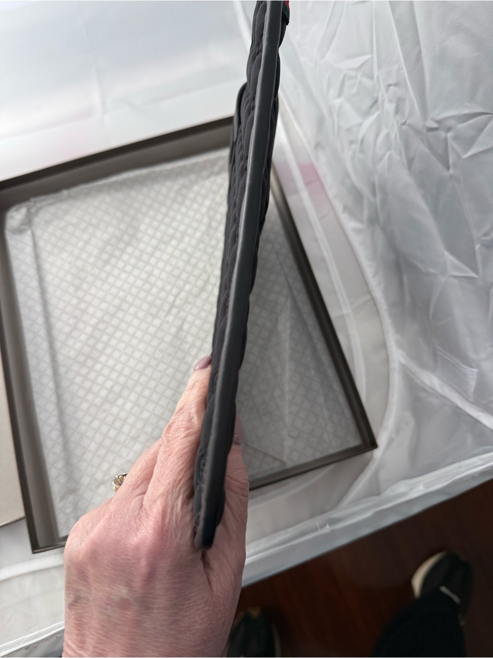 Vintage Gucci Logo Neoprene IPad Case Black - Picture 9 of 13